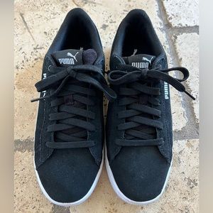 Women’s Puma Shoes